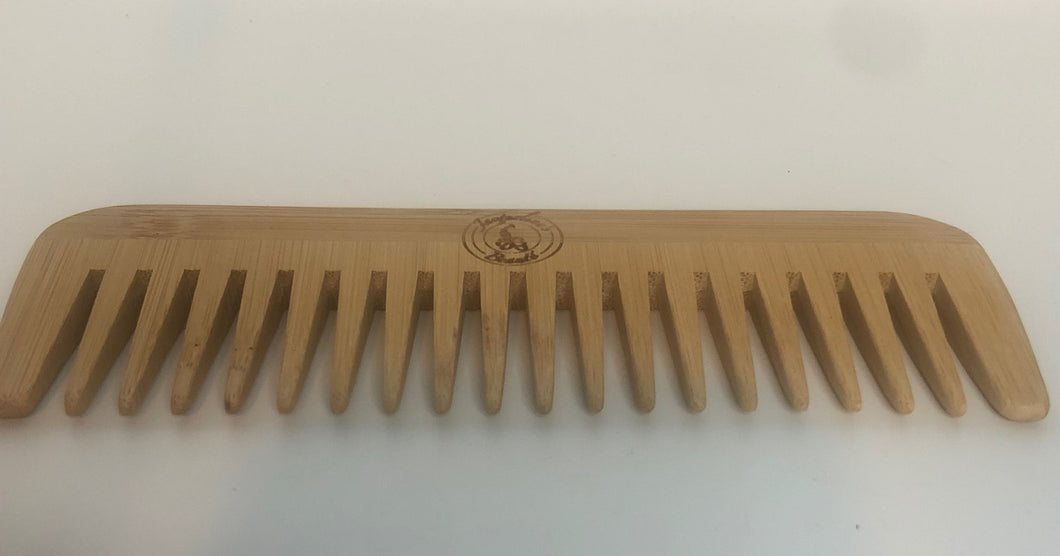 Jacqueline's Beaute Bamboo Comb