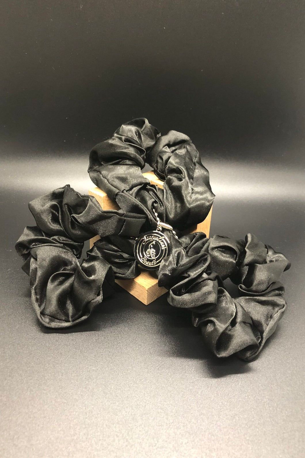 Un, Deux, Trois Scrunchies